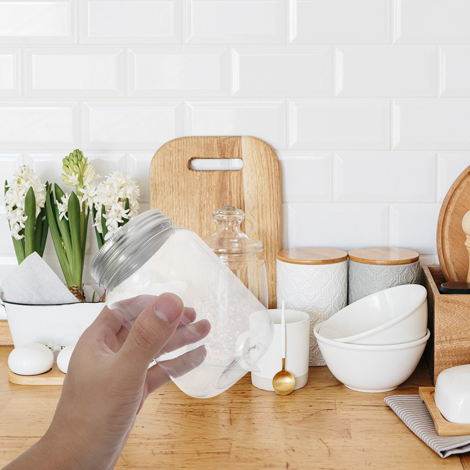 Food Storage In The Kitchen - 4個入り透明プラスチックジャー、気密蓋付き、キッチン収納用、乾燥食品、スナック、キャンディー、スパイス、オーバーナイトオーツ、パスタ、サワードウ用