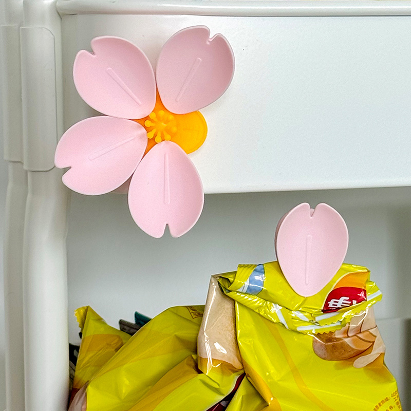 Food Storage Plant - サクラ磁気クリップ クリエイティブキッチンガジェット 多機能スナックシーラー 食品保存 ユニークな花びら型クリップ 可愛い家庭用冷蔵庫用クリップ